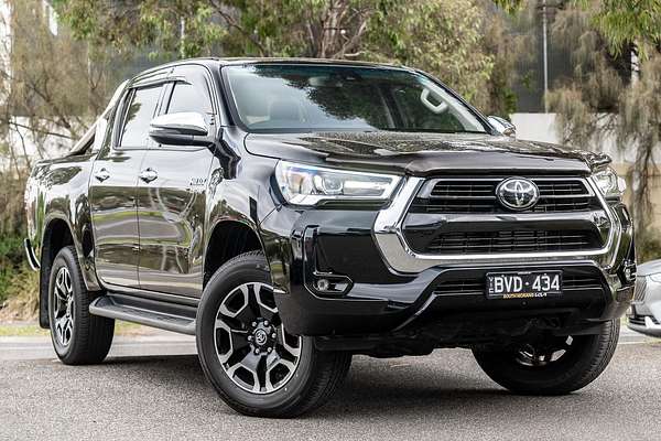 2022 Toyota Hilux SR5 GUN126R 4X4