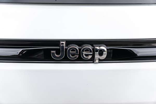 2023 Jeep Grand Cherokee Overland WL