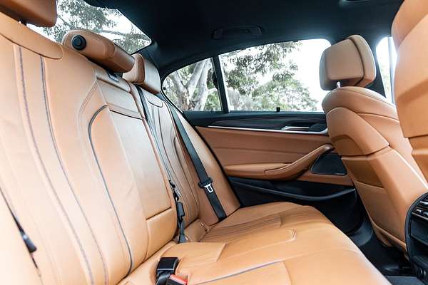 2017 BMW 5 Series 530i M Sport G30