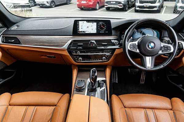 2017 BMW 5 Series 530i M Sport G30