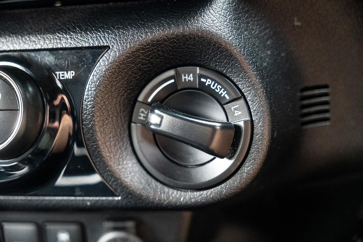 2022 Toyota Hilux SR5 GUN126R 4X4