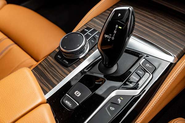 2017 BMW 5 Series 530i M Sport G30