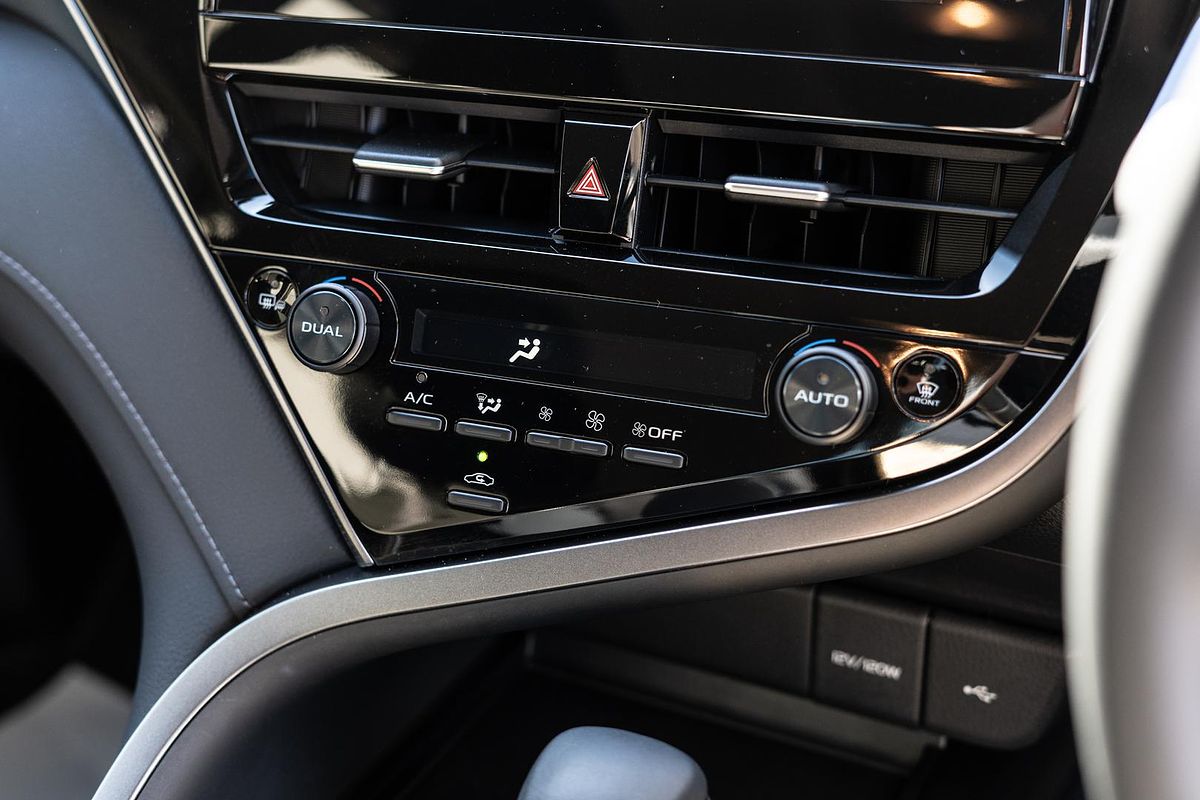 2024 Toyota Camry Ascent Sport AXVH70R