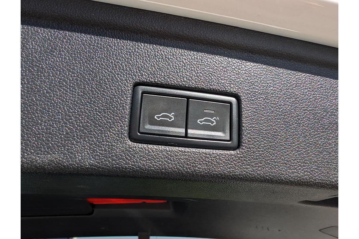 2020 Volkswagen Touareg 190TDI Premium CR