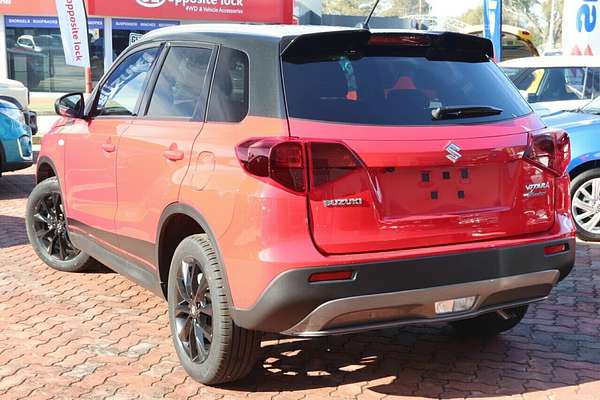 2023 Suzuki Vitara Shadow LY Series II