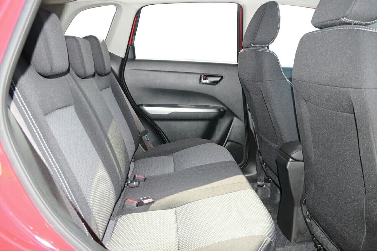 2023 Suzuki Vitara Shadow LY Series II