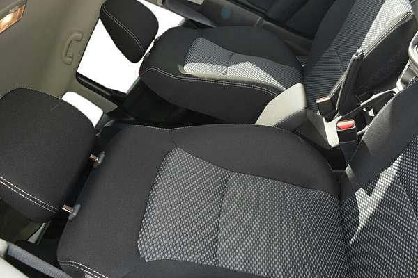 2023 Suzuki Vitara Shadow LY Series II