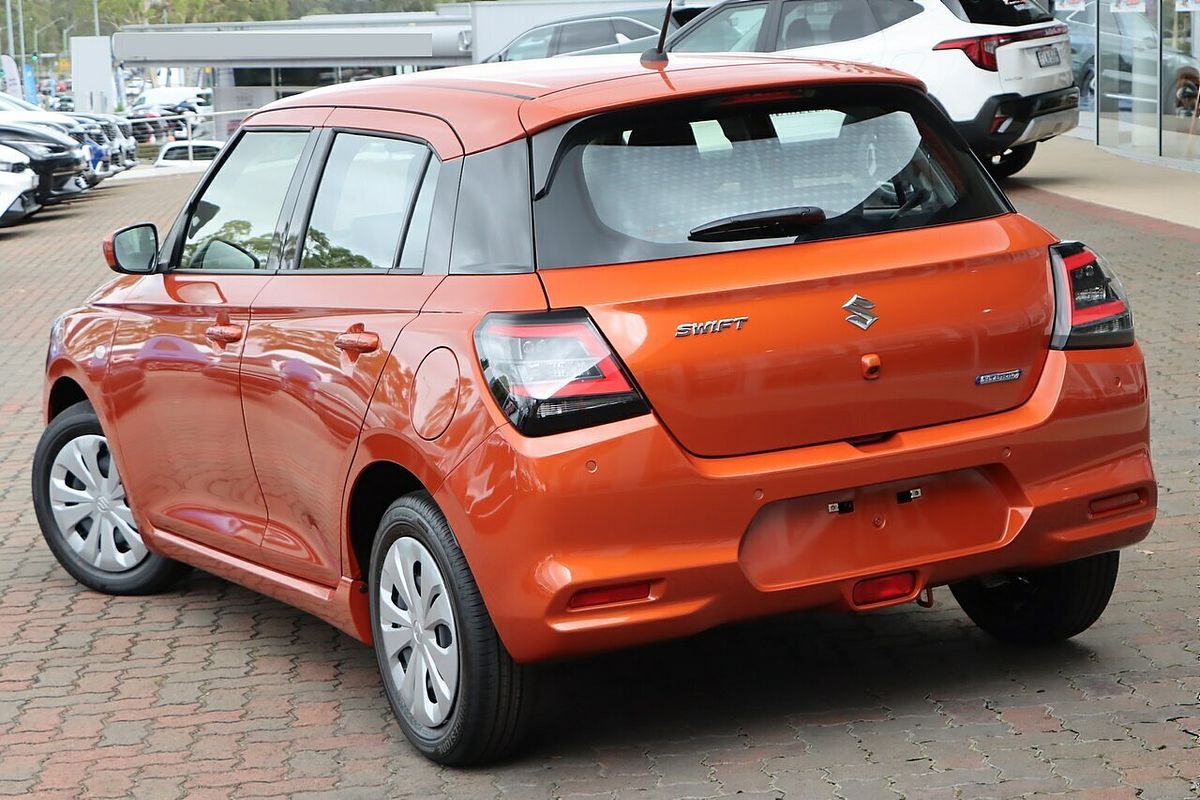 2025 Suzuki Swift Hybrid UZ
