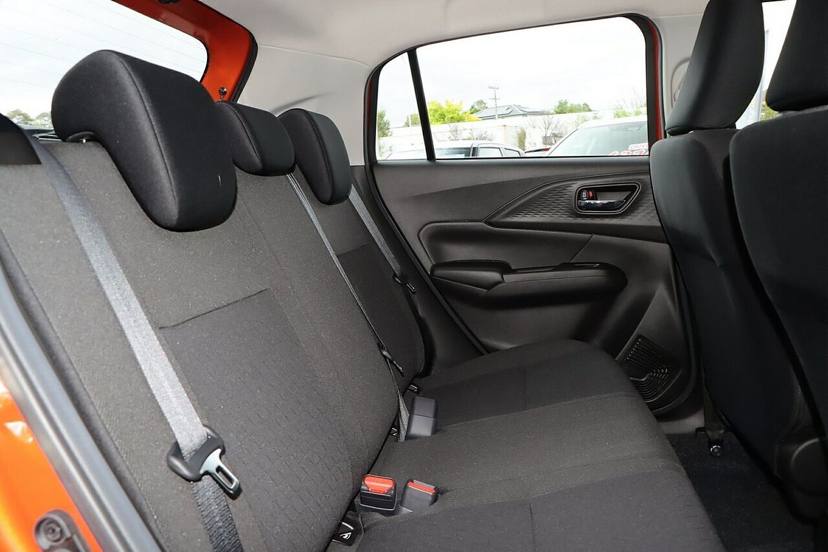 2025 Suzuki Swift Hybrid UZ