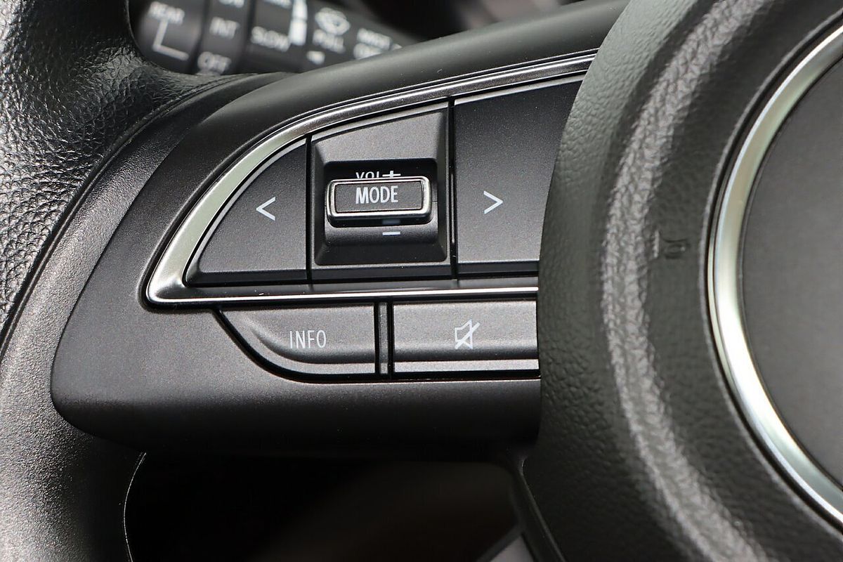 2025 Suzuki Swift Hybrid UZ