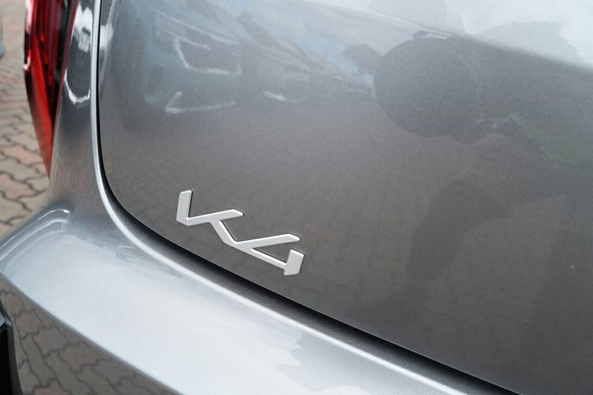 2025 Kia K4 GT-Line CL4m