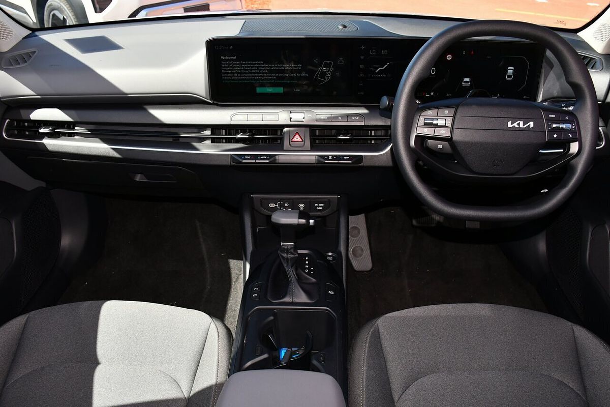 2025 Kia K4 Sport+ CL4m