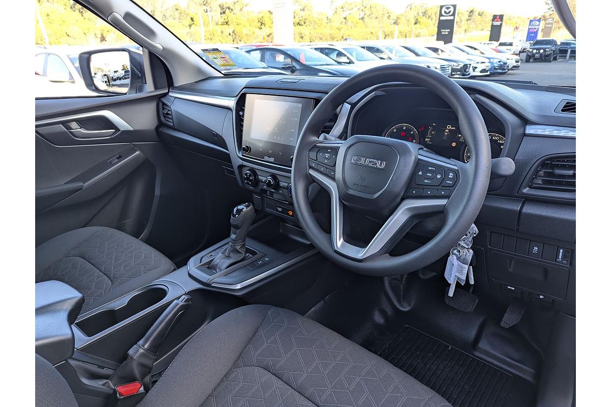 2025 Isuzu D-MAX LS-M 4X4