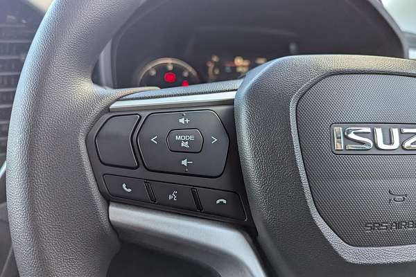 2025 Isuzu D-MAX LS-M 4X4