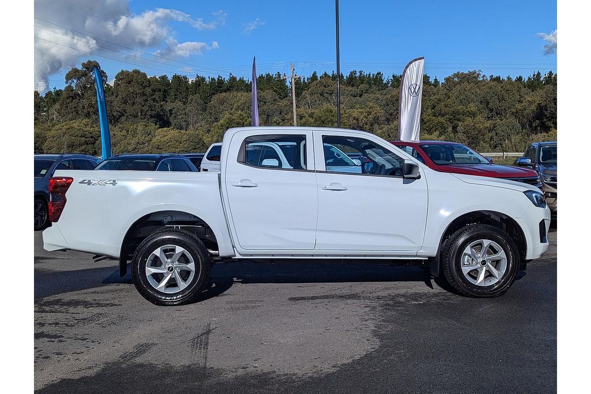 2025 Isuzu D-MAX LS-M 4X4