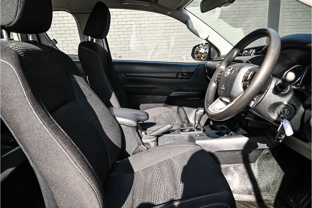 2021 Toyota Hilux SR GUN126R 4X4