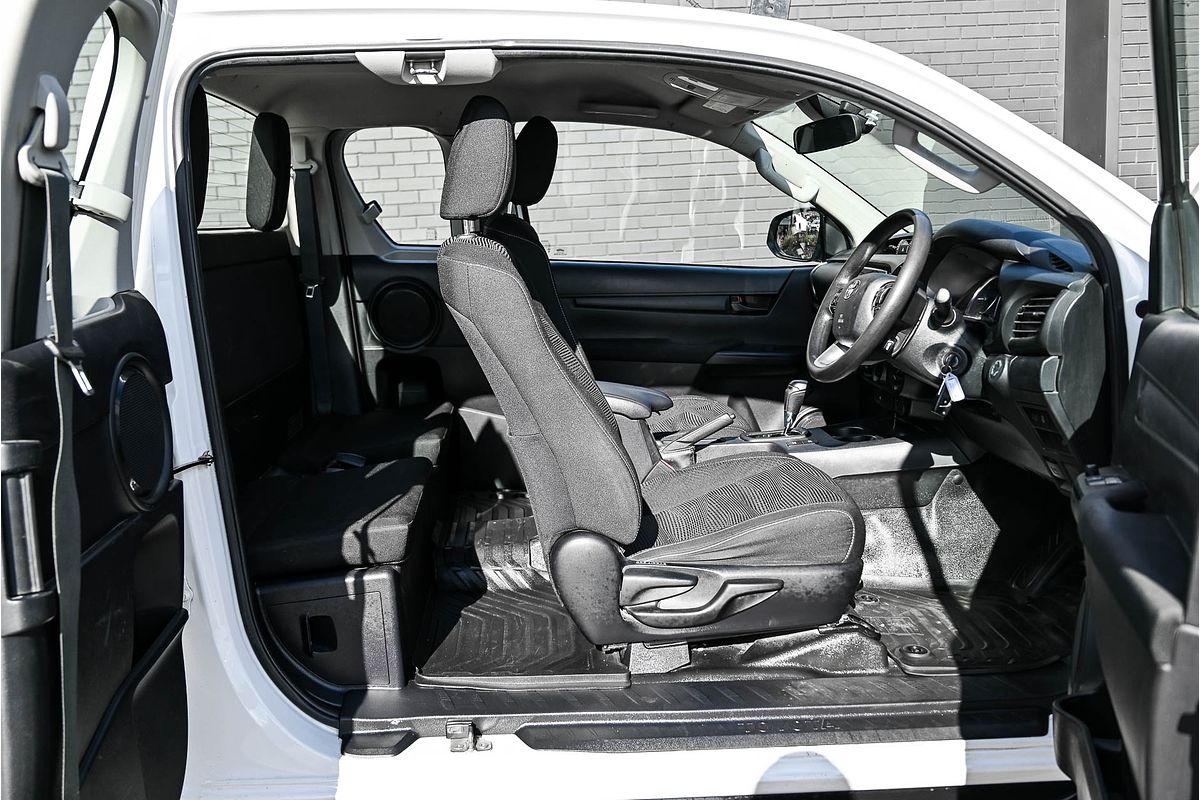 2021 Toyota Hilux SR GUN126R 4X4