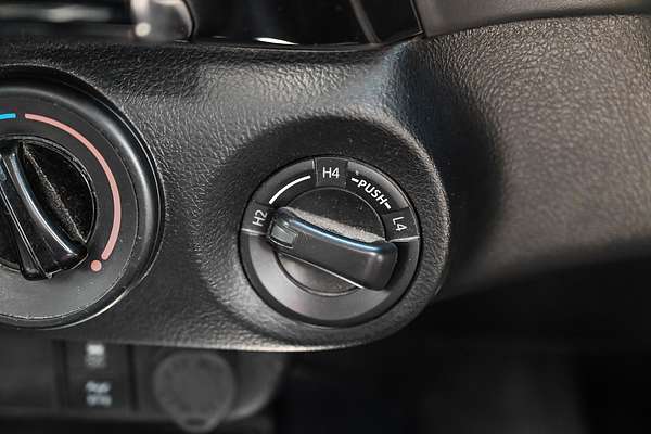 2021 Toyota Hilux SR GUN126R 4X4