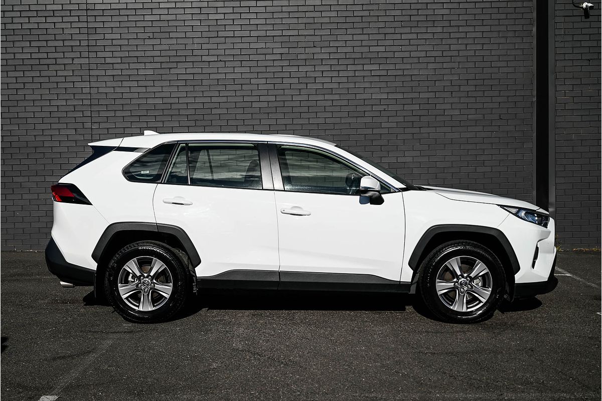 2022 Toyota RAV4 GX MXAA52R