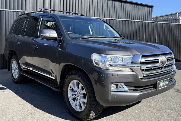 2017 Toyota Landcruiser Sahara VDJ200R