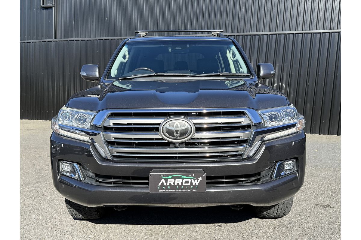 2017 Toyota Landcruiser Sahara VDJ200R