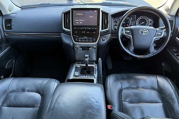 2017 Toyota Landcruiser Sahara VDJ200R