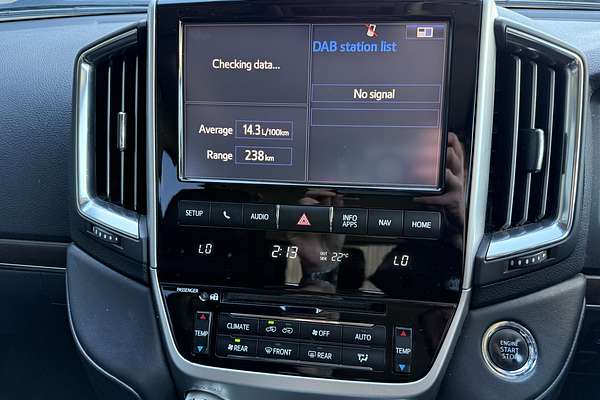 2017 Toyota Landcruiser Sahara VDJ200R
