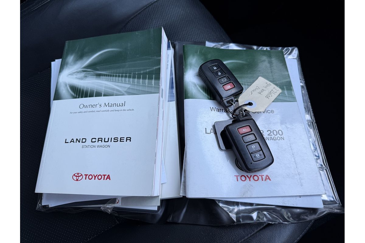 2017 Toyota Landcruiser Sahara VDJ200R