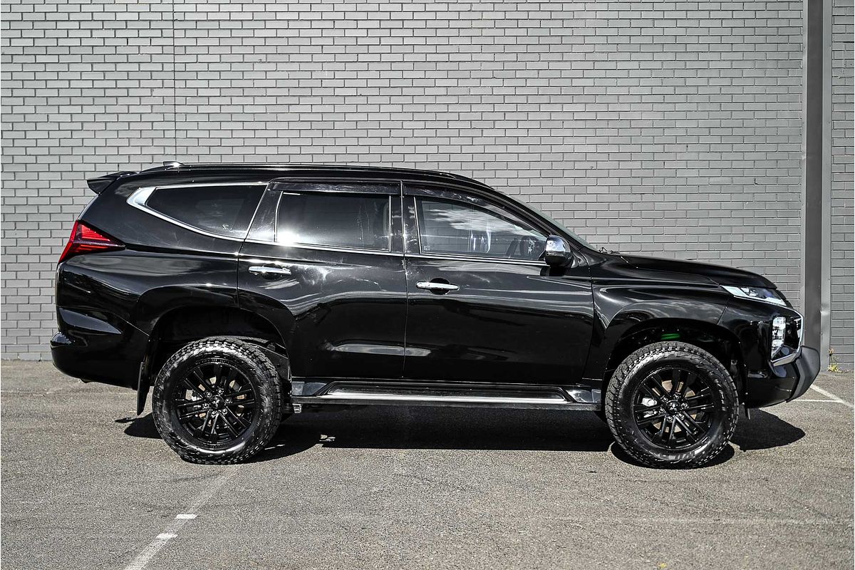 2022 Mitsubishi Pajero Sport GSR QF