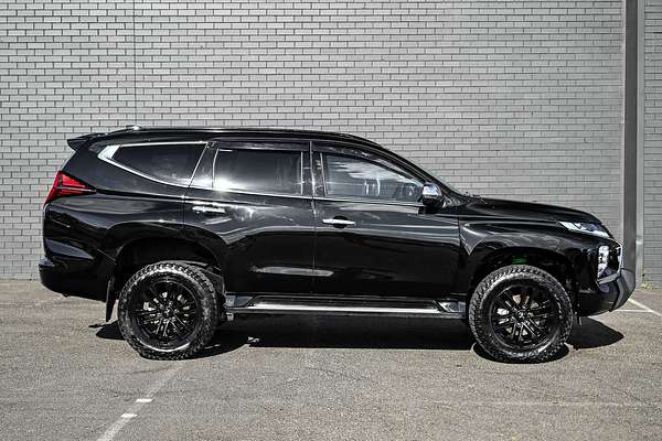2022 Mitsubishi Pajero Sport GSR QF