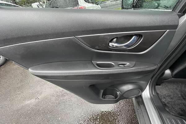 2021 Nissan X-TRAIL ST-L T32