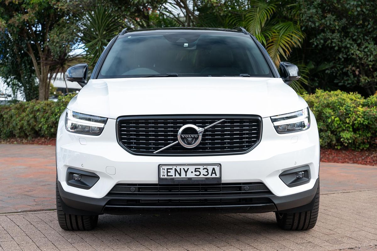 2021 Volvo XC40 T5 R-Design