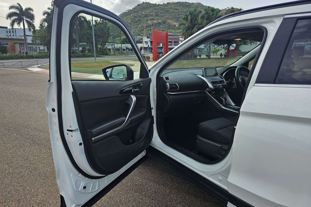2018 Mitsubishi Eclipse Cross LS YA