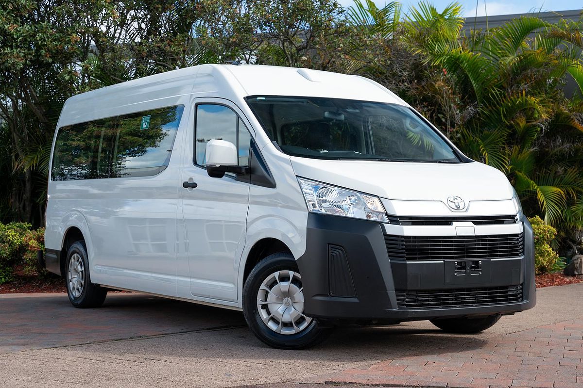 2021 Toyota Hiace Commuter GDH322R