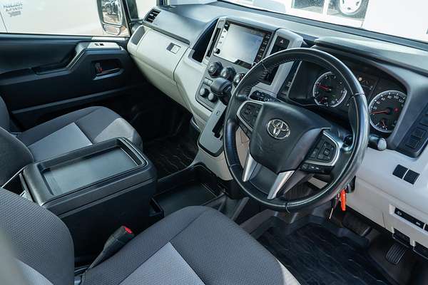 2021 Toyota Hiace Commuter GDH322R