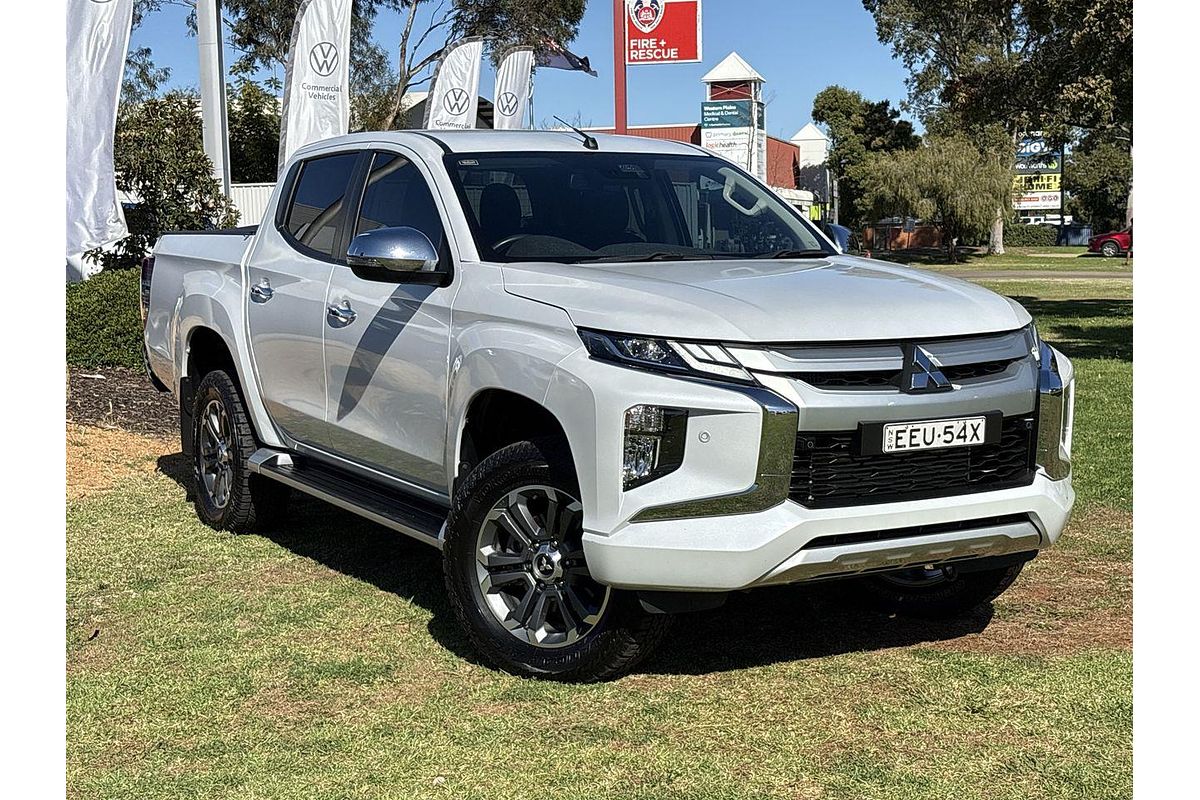 2020 Mitsubishi Triton GLS MR 4X4