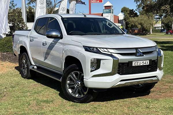 2020 Mitsubishi Triton GLS MR 4X4
