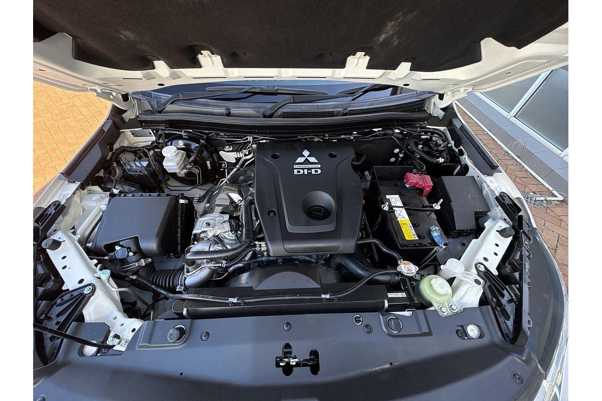 2020 Mitsubishi Triton GLS MR 4X4