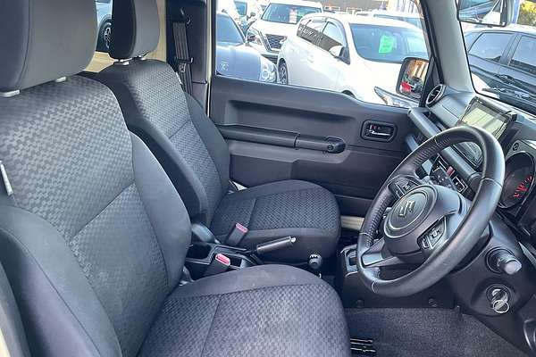2022 Suzuki Jimny GJ