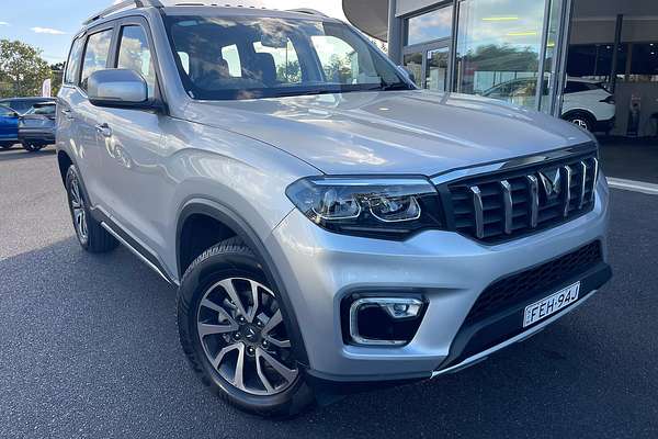 2023 Mahindra Scorpio Z8