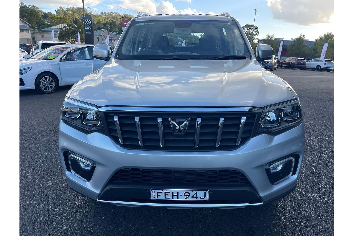 2023 Mahindra Scorpio Z8