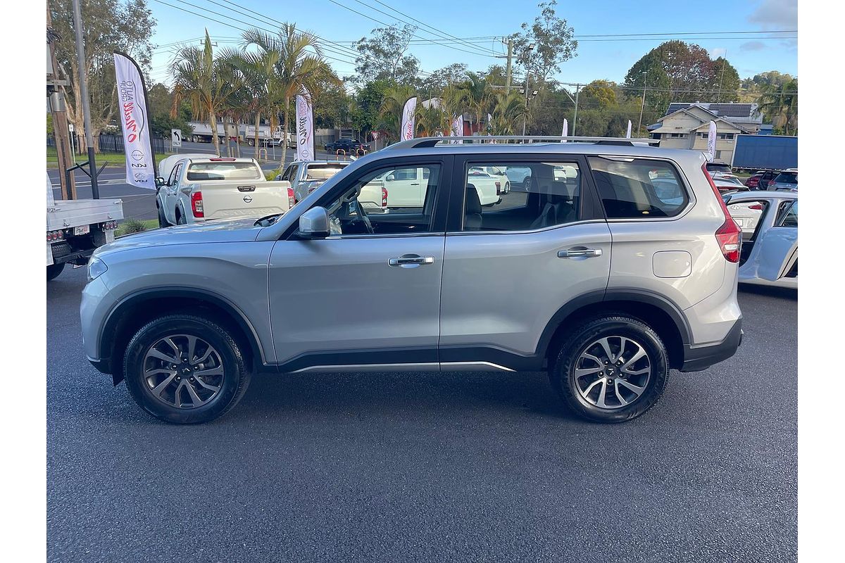 2023 Mahindra Scorpio Z8