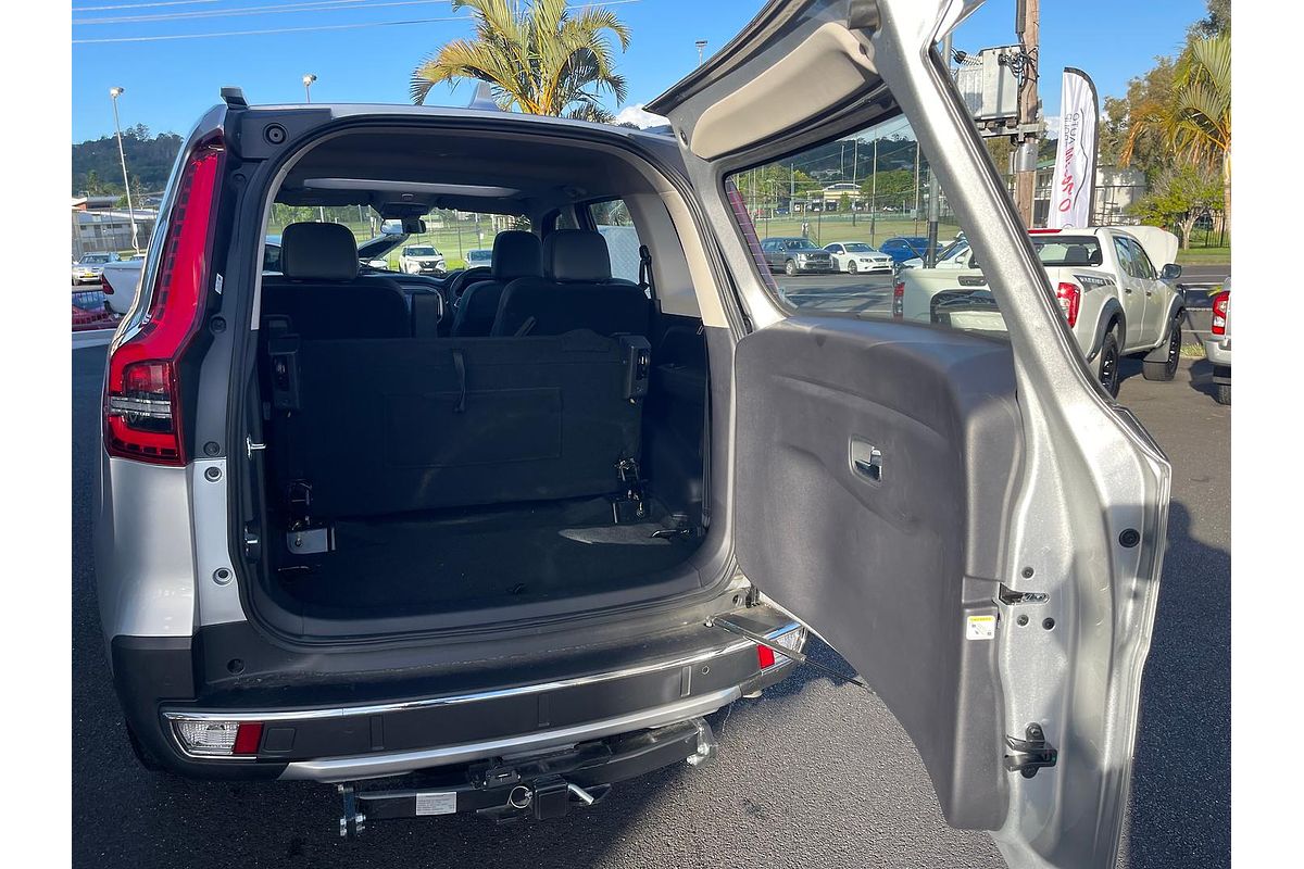 2023 Mahindra Scorpio Z8