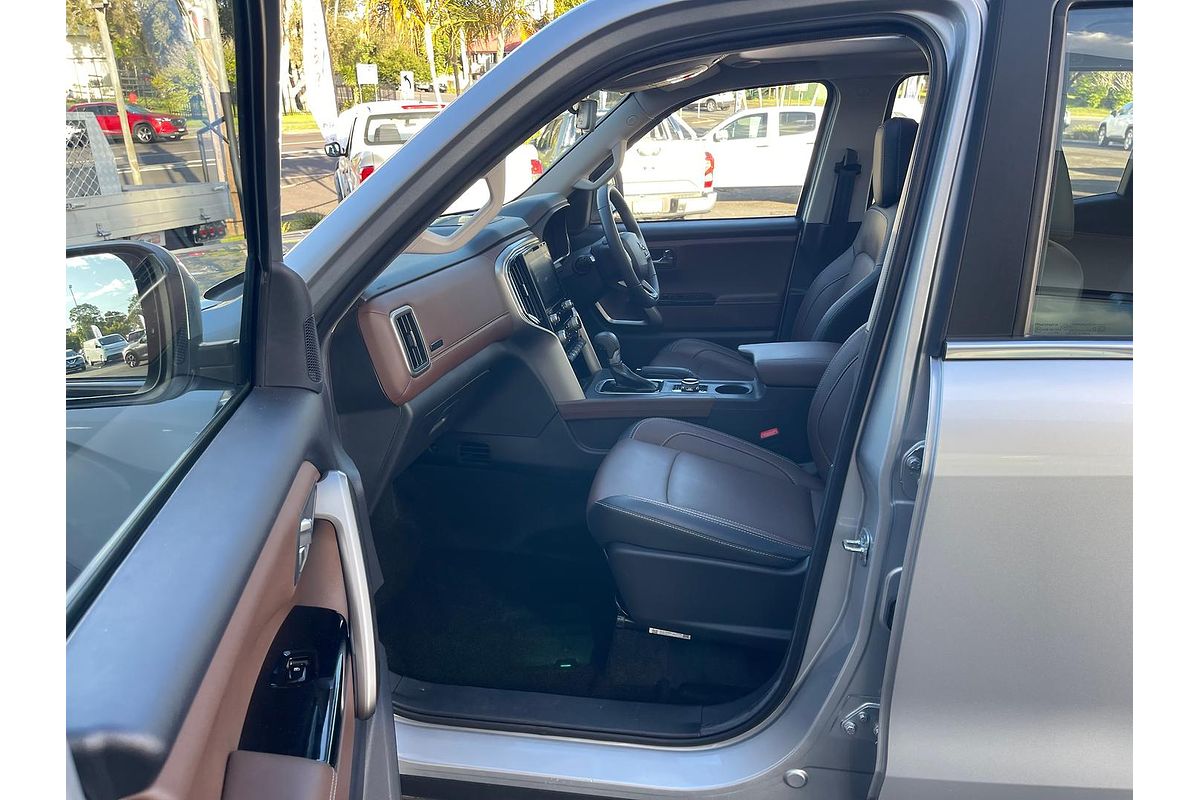 2023 Mahindra Scorpio Z8