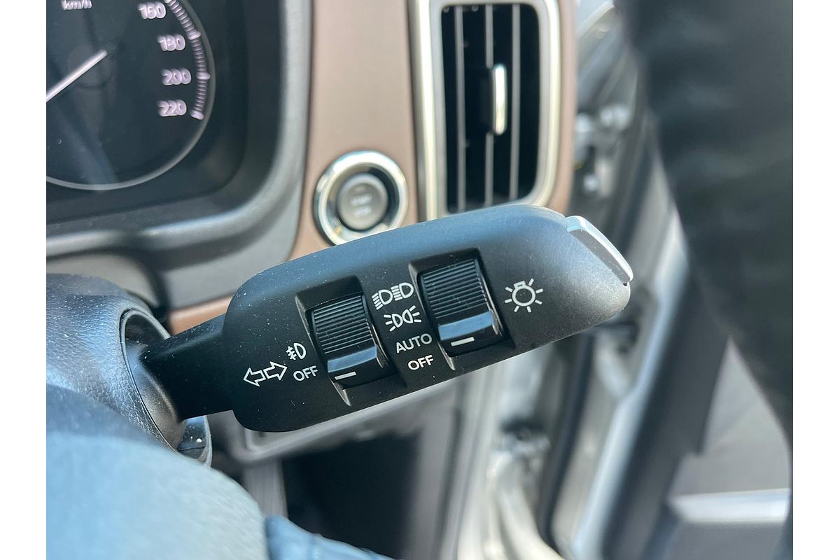 2023 Mahindra Scorpio Z8