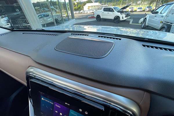 2023 Mahindra Scorpio Z8