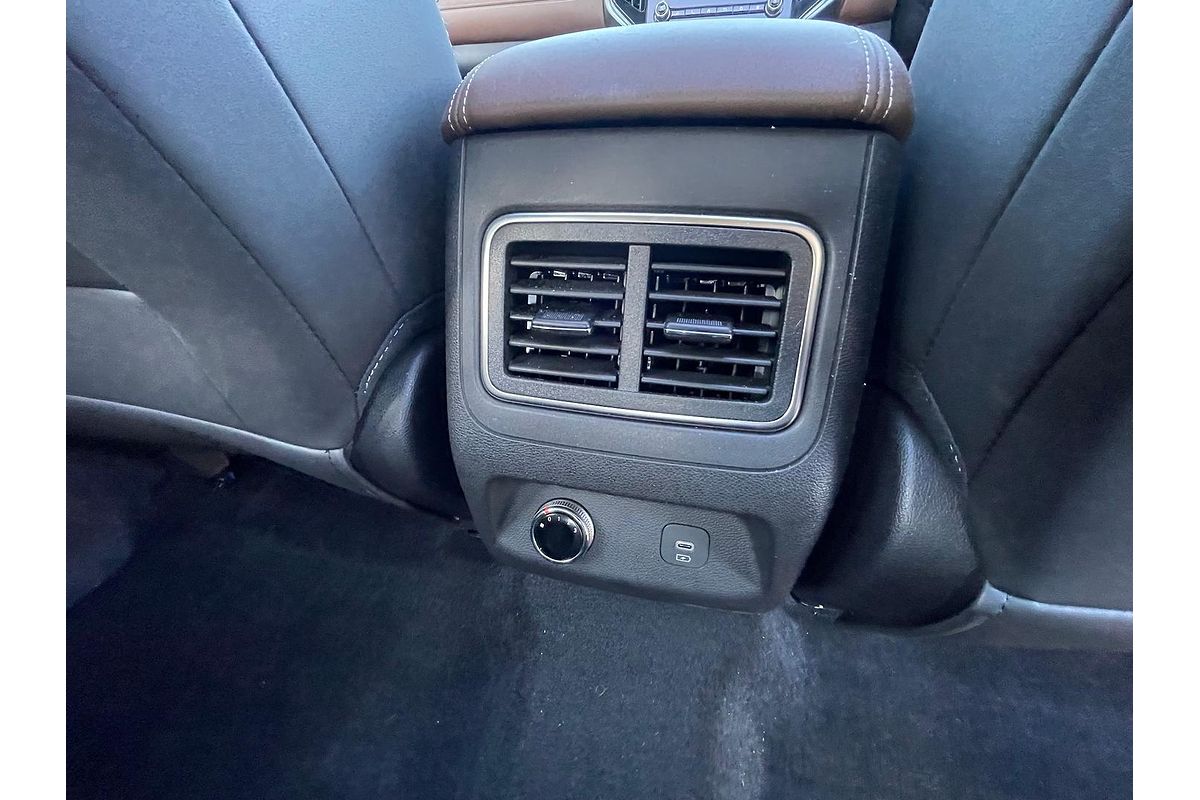 2023 Mahindra Scorpio Z8