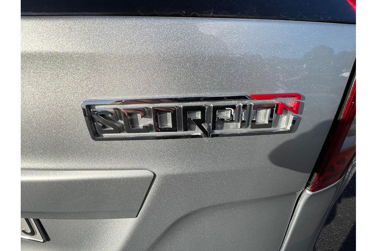 2023 Mahindra Scorpio Z8