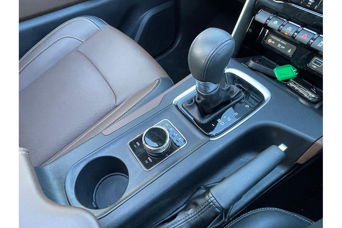 2023 Mahindra Scorpio Z8