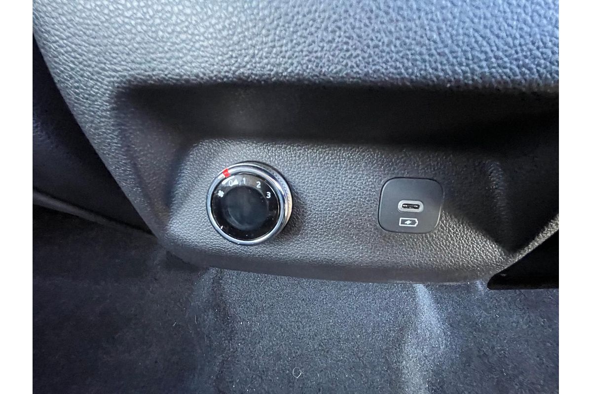 2023 Mahindra Scorpio Z8